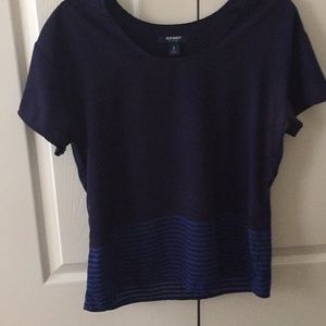 Navy blue striped top 💙